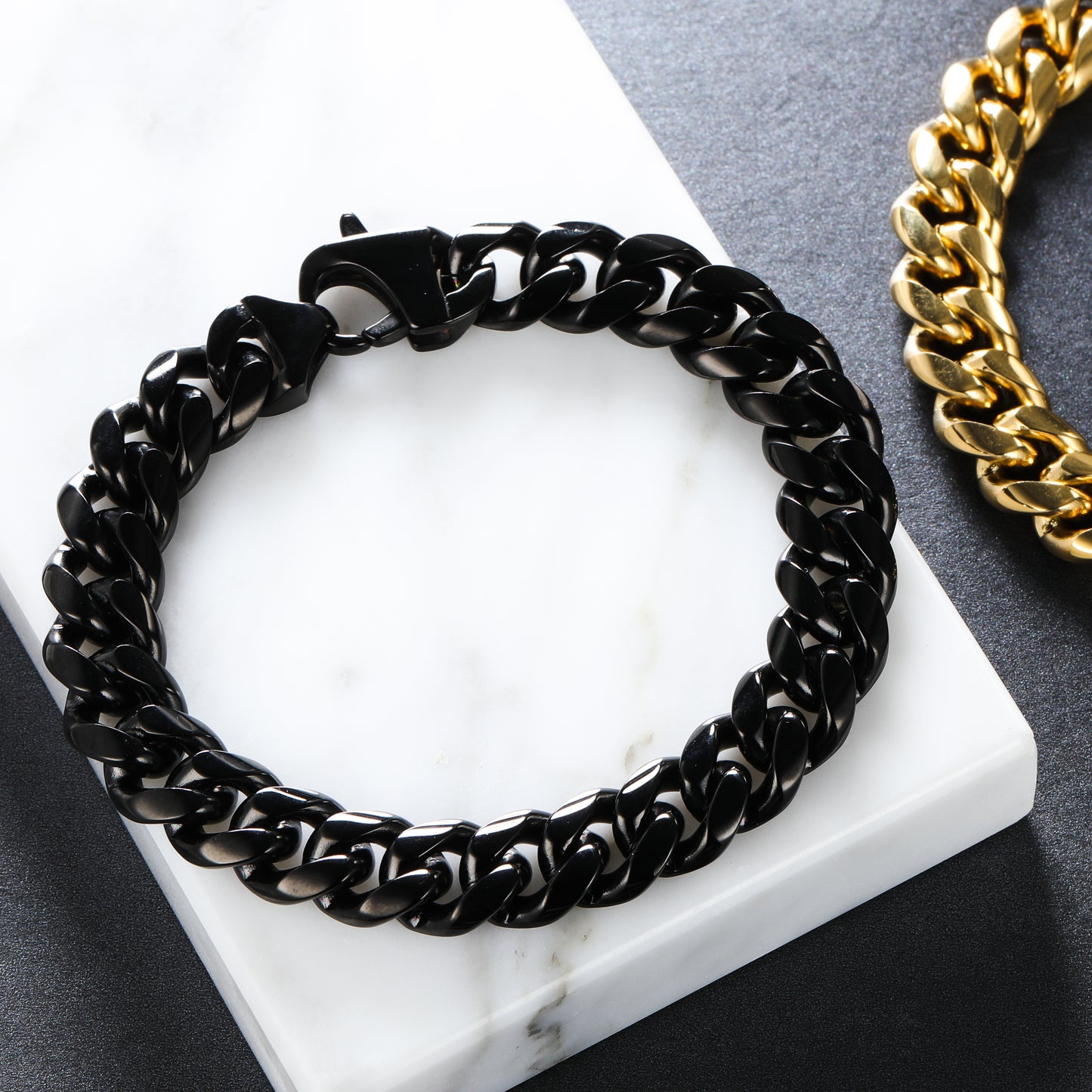Mens Chain Bracelet Cuban Link with Silver Color (B0004)