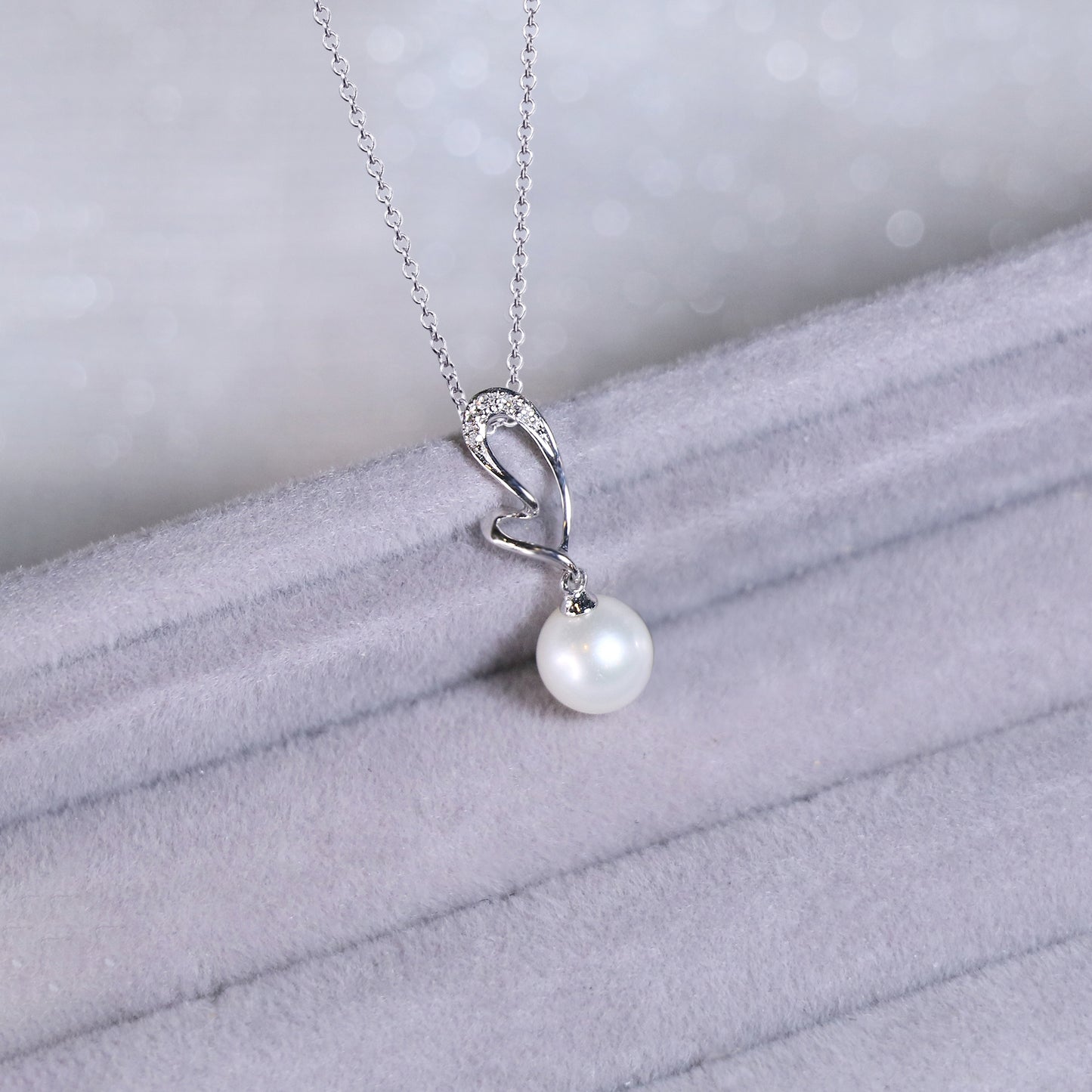 Pearl Dangle Drop Heart Diamond Pendant