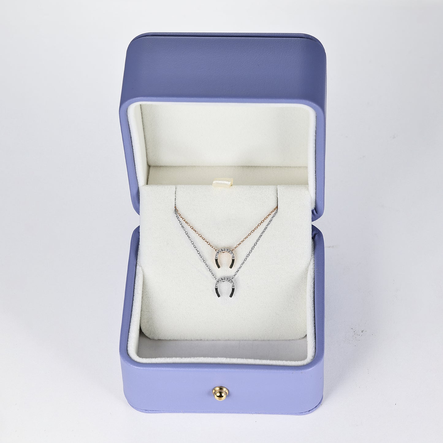 18K Gold Horse Shoe Diamond Necklace