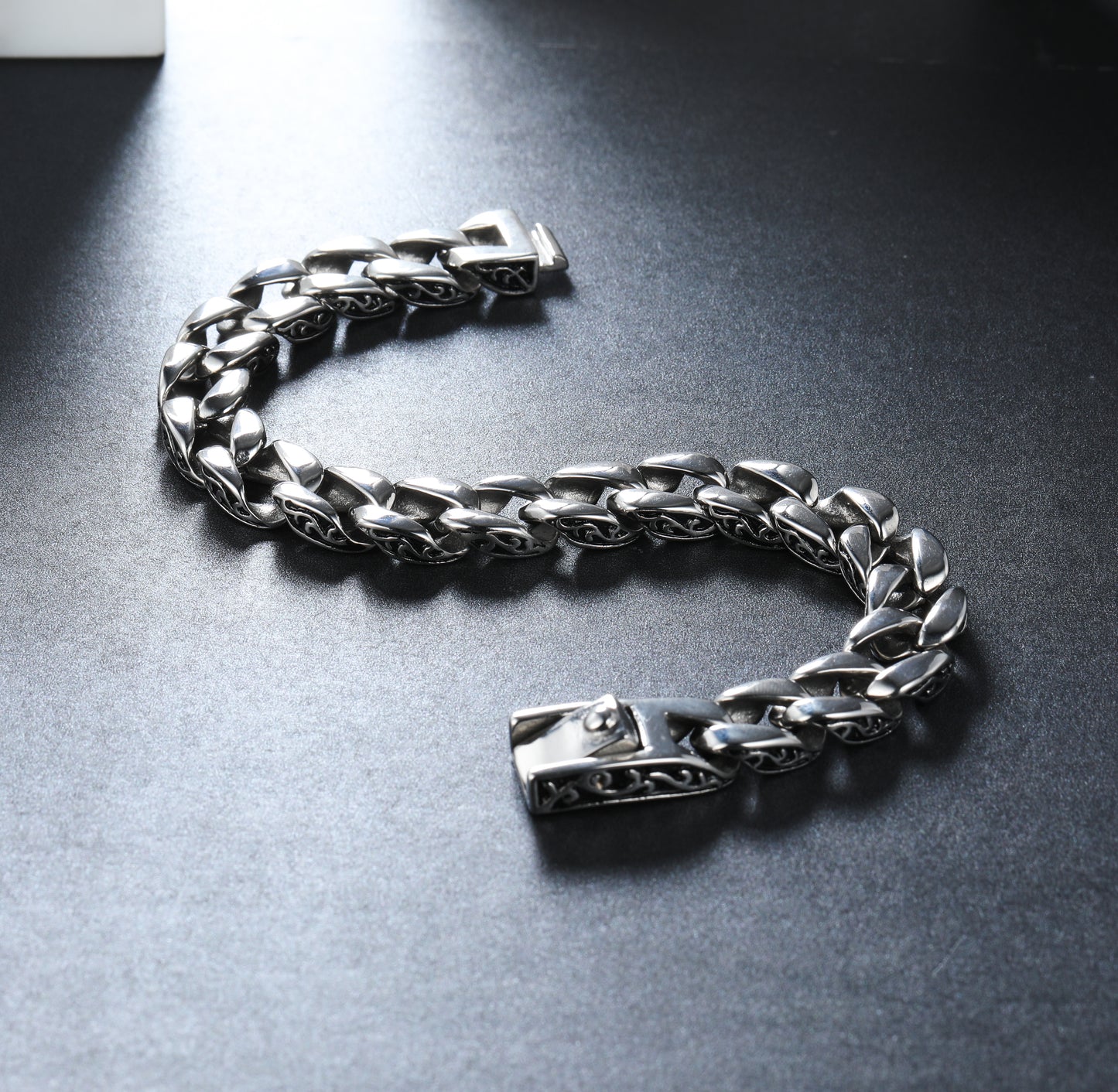 Classic Cuban Chain Bracelet (B0001)