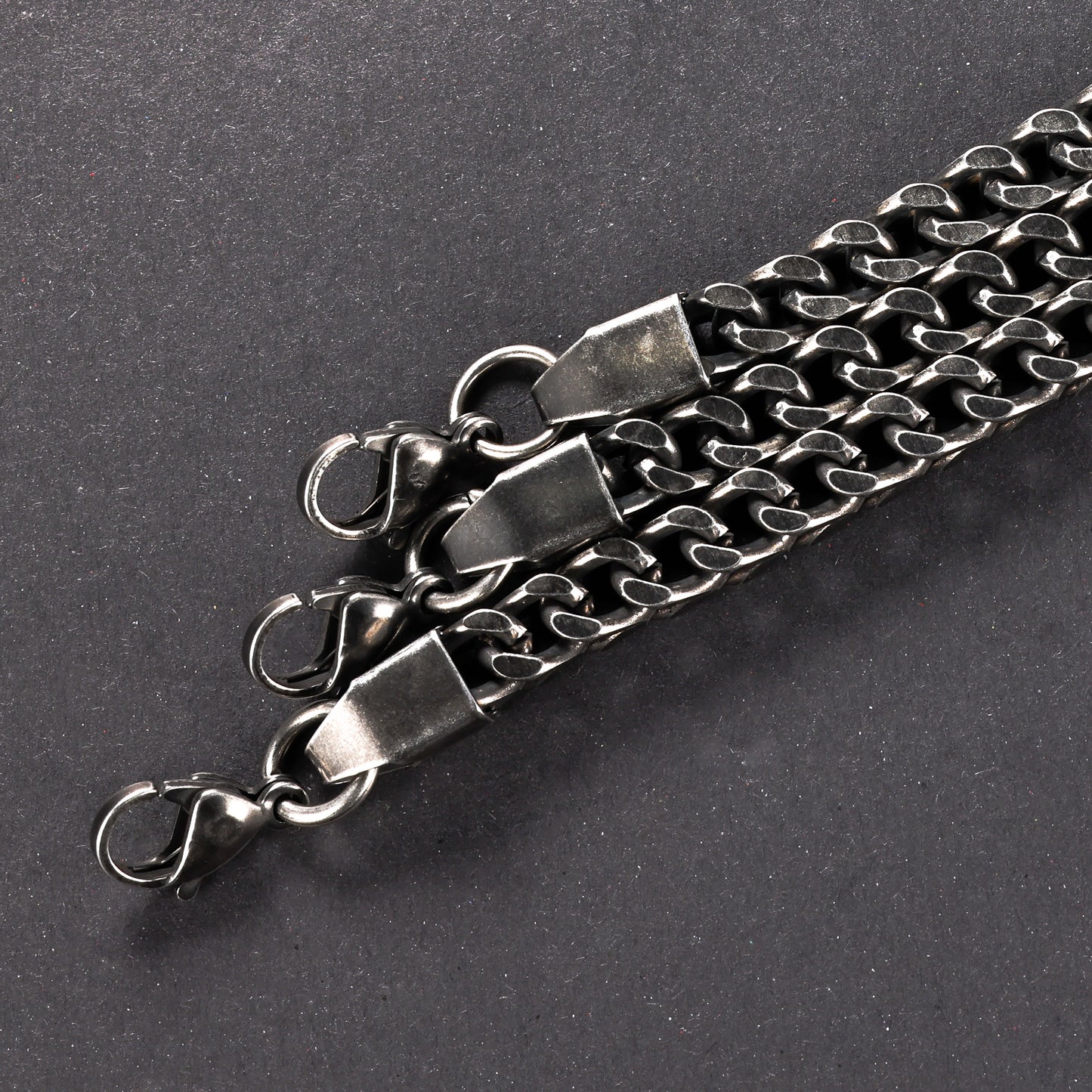 Mens Bracelet with Wheat Chain Gunmetal Plated (B0011)