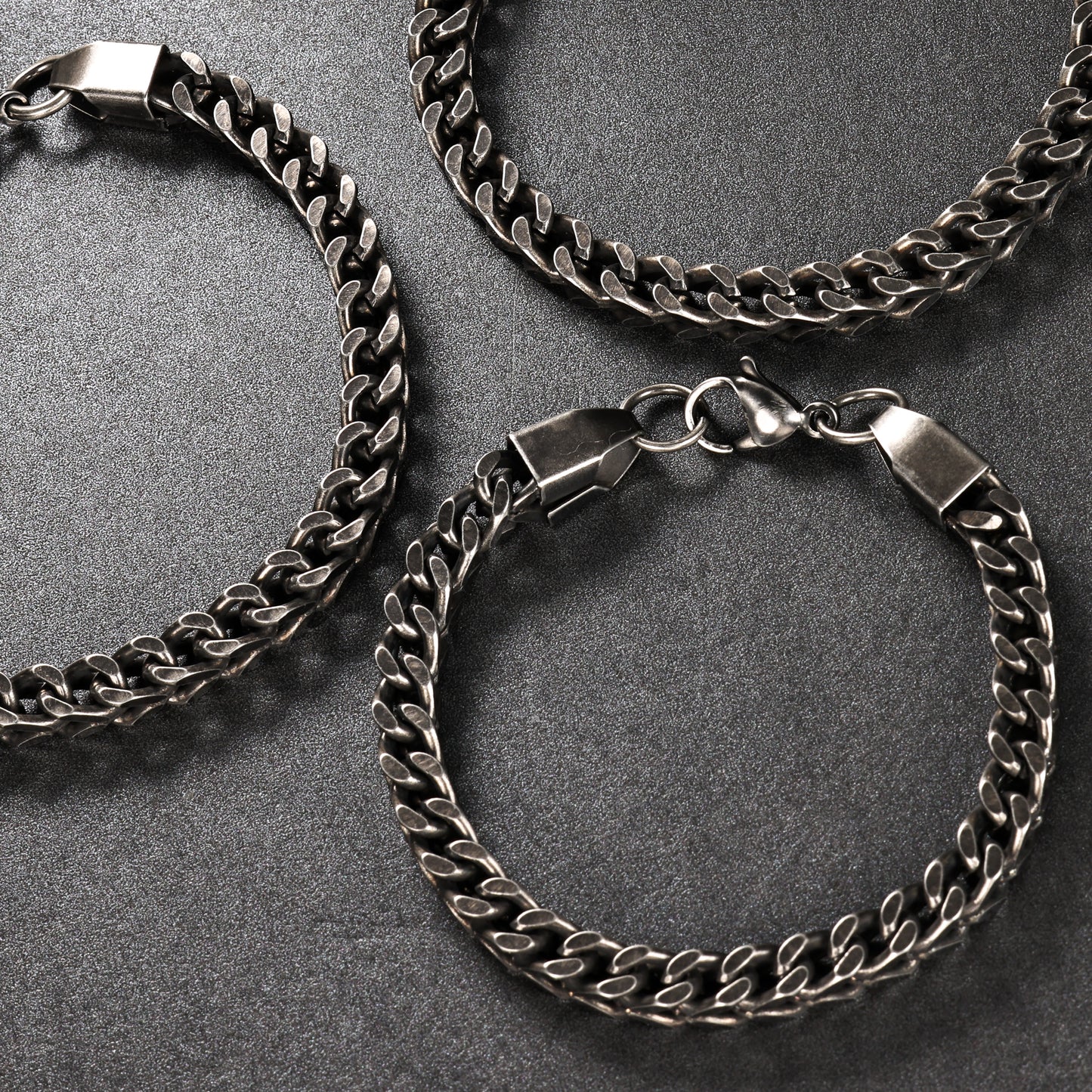 Mens Bracelet with Wheat Chain Gunmetal Plated (B0011)