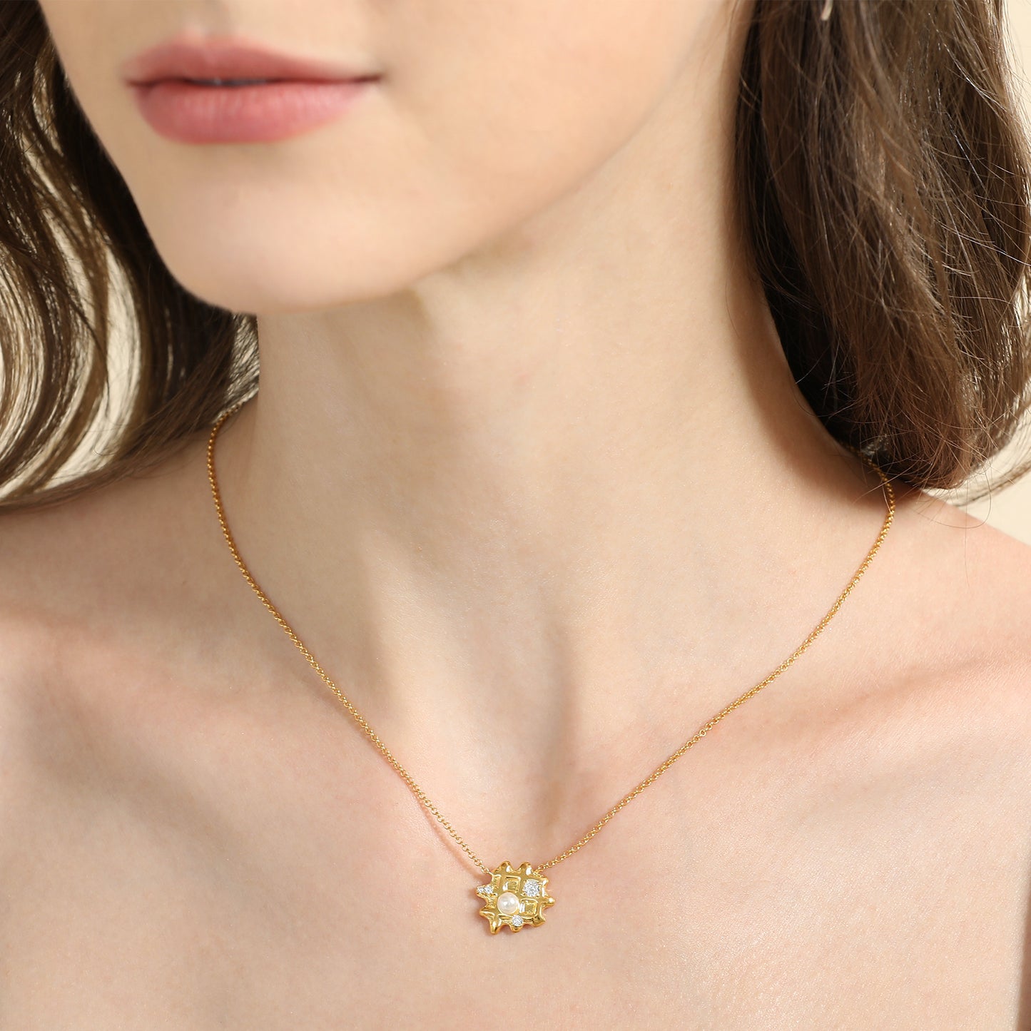 Waffles Pearl Diamonds Necklace