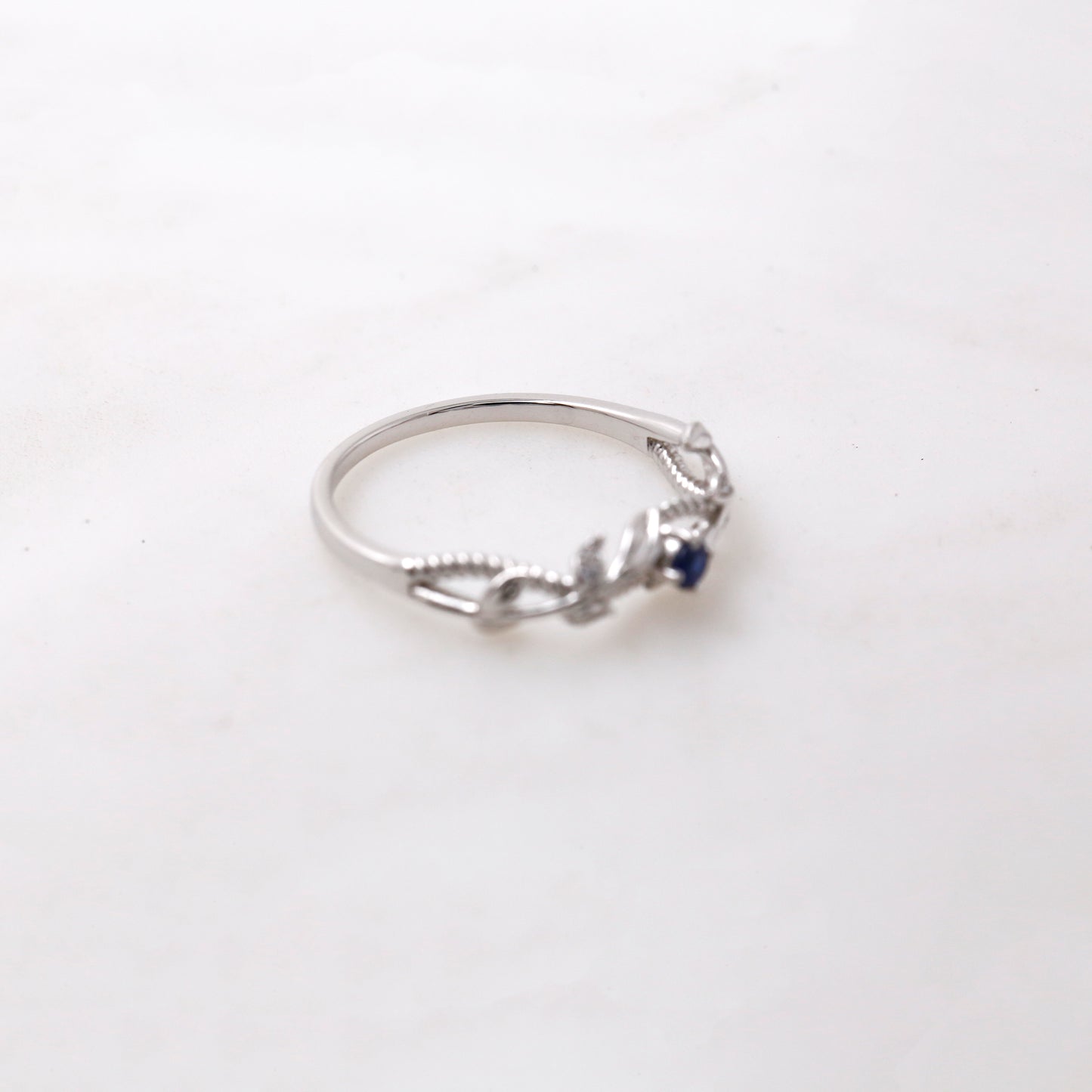 Sapphire Leaf Ring Band