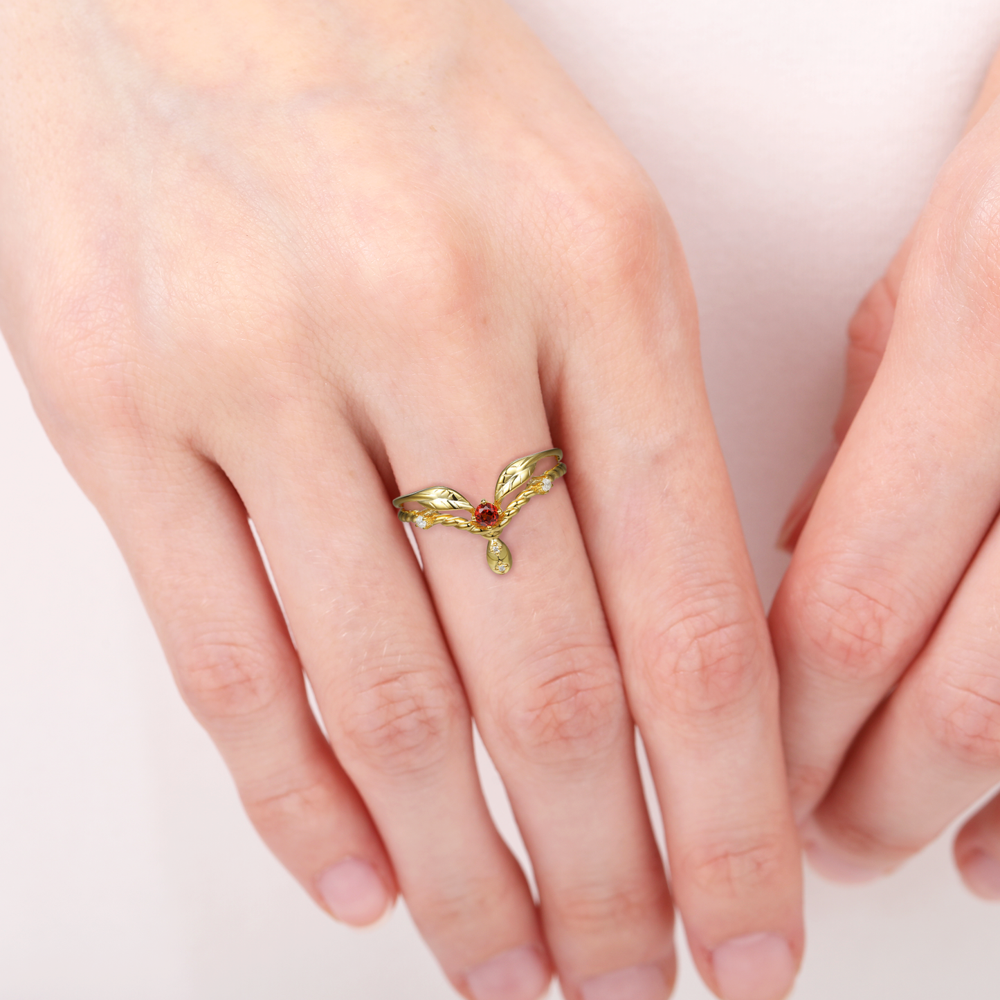 Double Victorian Style Leaf Element Ring