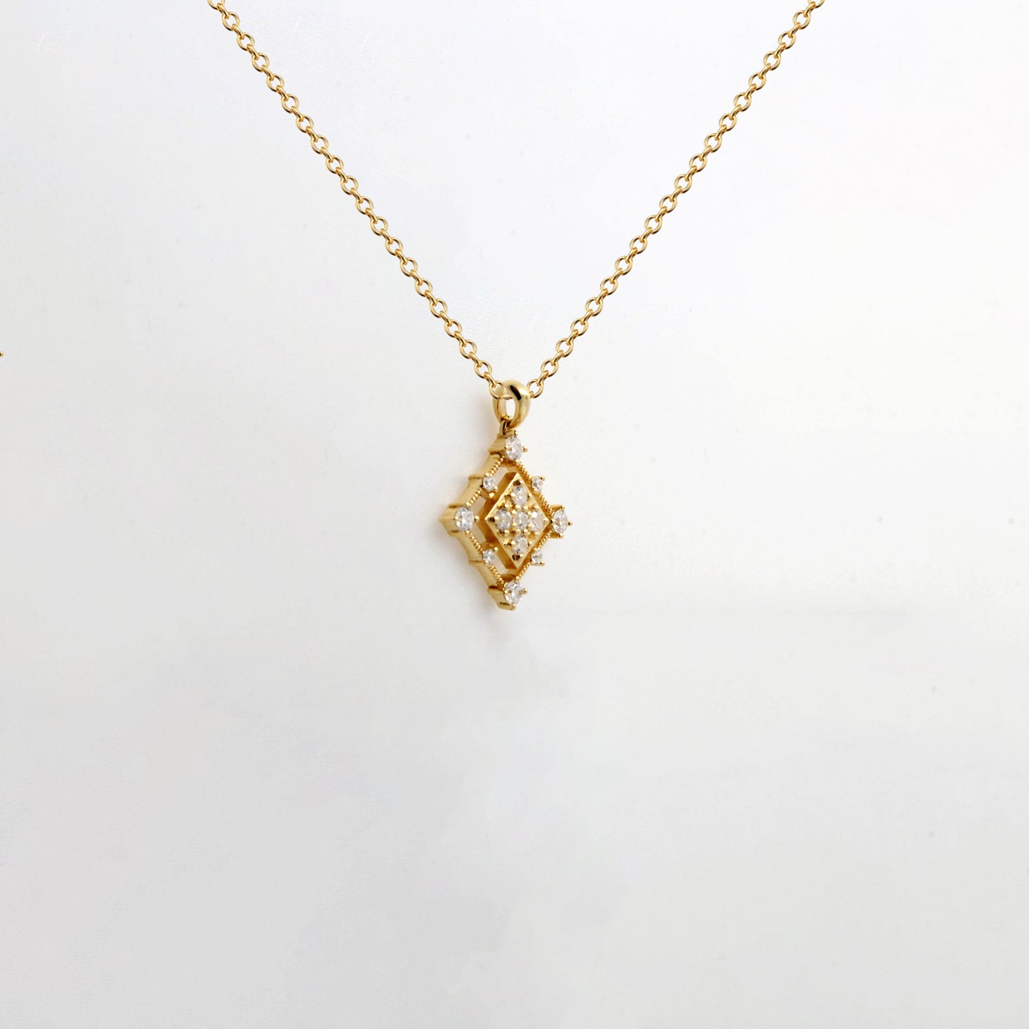 14K Gold Gothic Vintage Rhombus Necklace