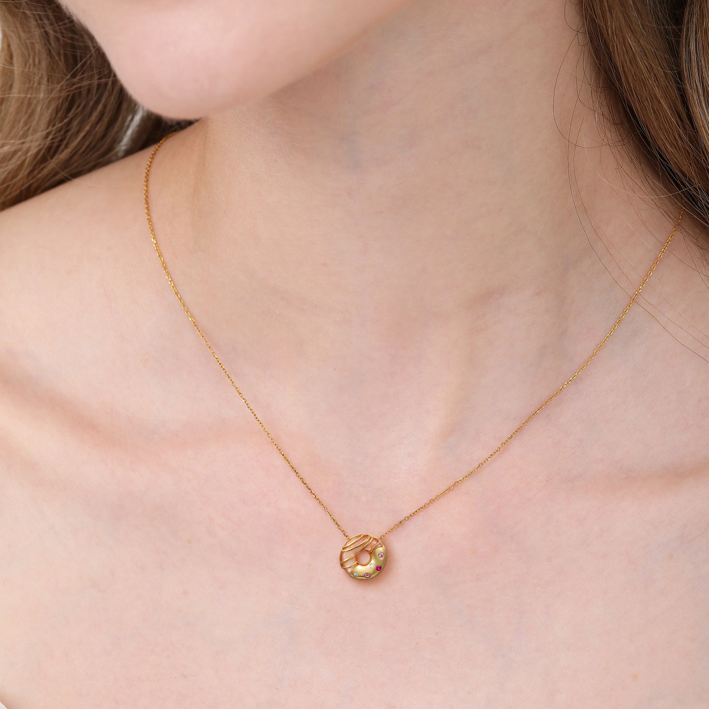 Pink Sapphire Shell Donut Necklace