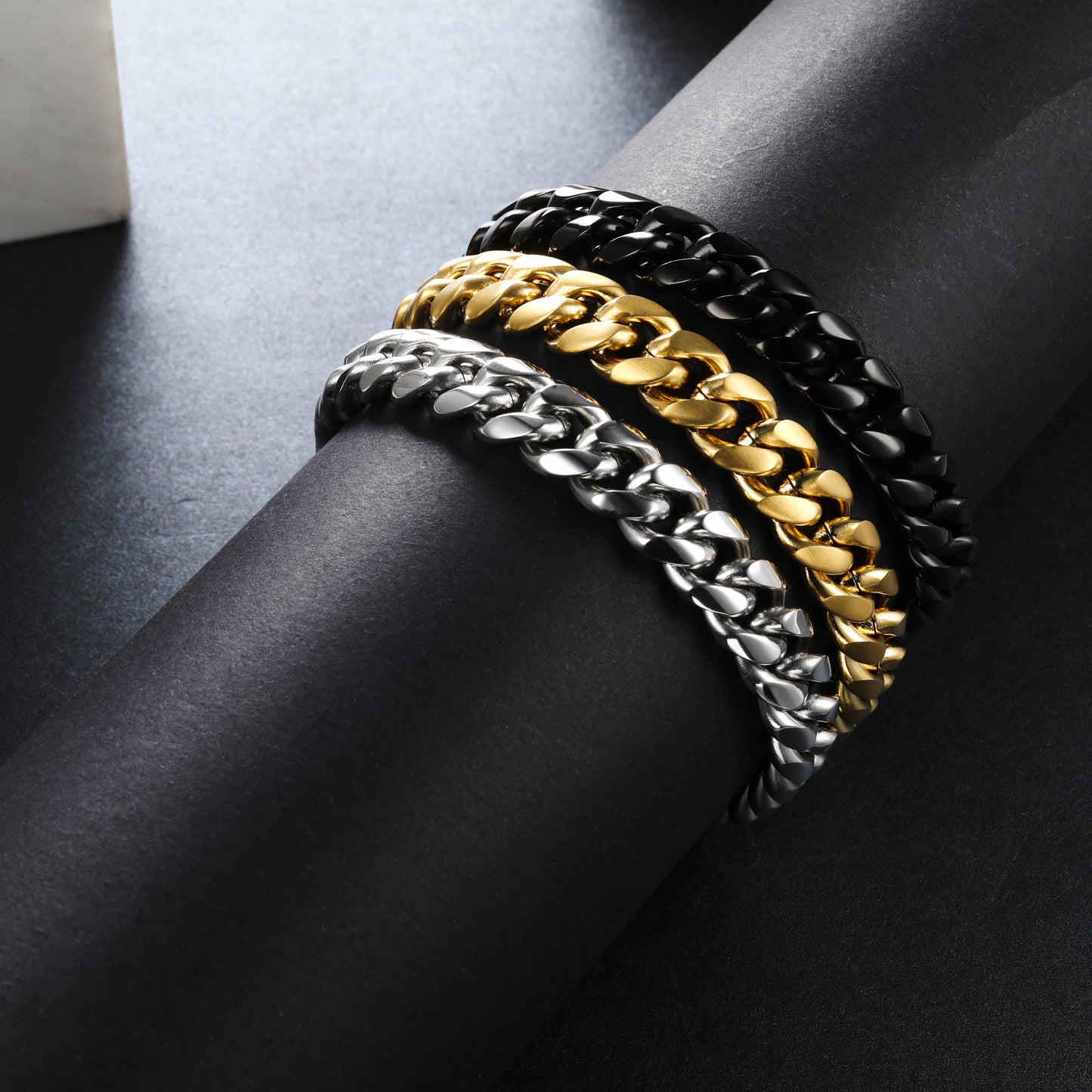 Mens Chain Bracelet Cuban Link with Silver Color (B0004)