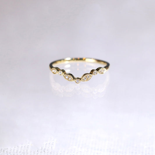 Vintage V Diamond Ring