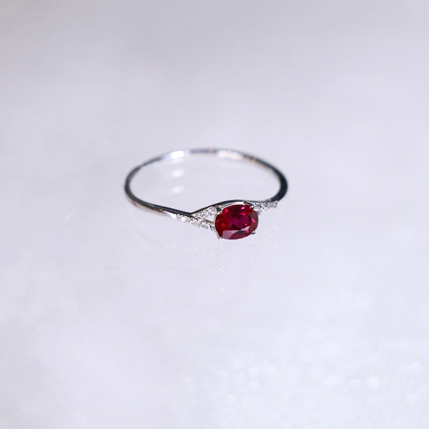 Minimalist Sapphire Diamond Ring