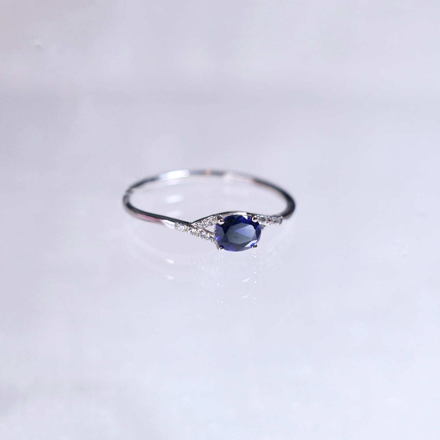 Minimalist Sapphire Diamond Ring