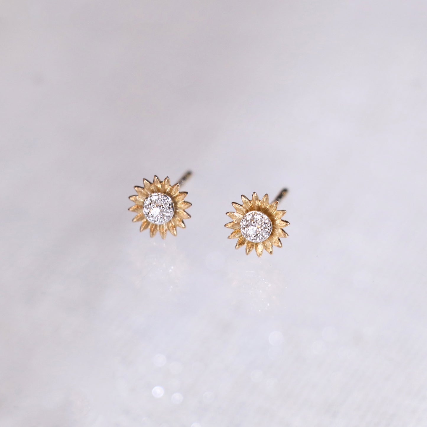 Sunflower Minimalist Diamonds Earrings Studs
