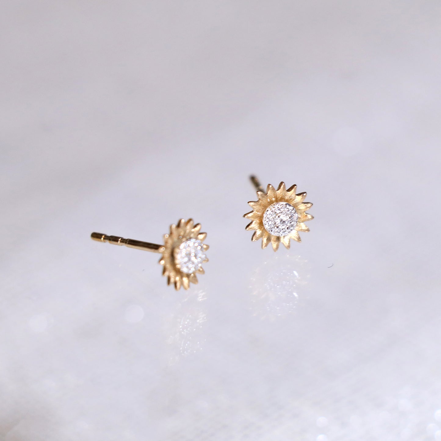 Sunflower Minimalist Diamonds Earrings Studs