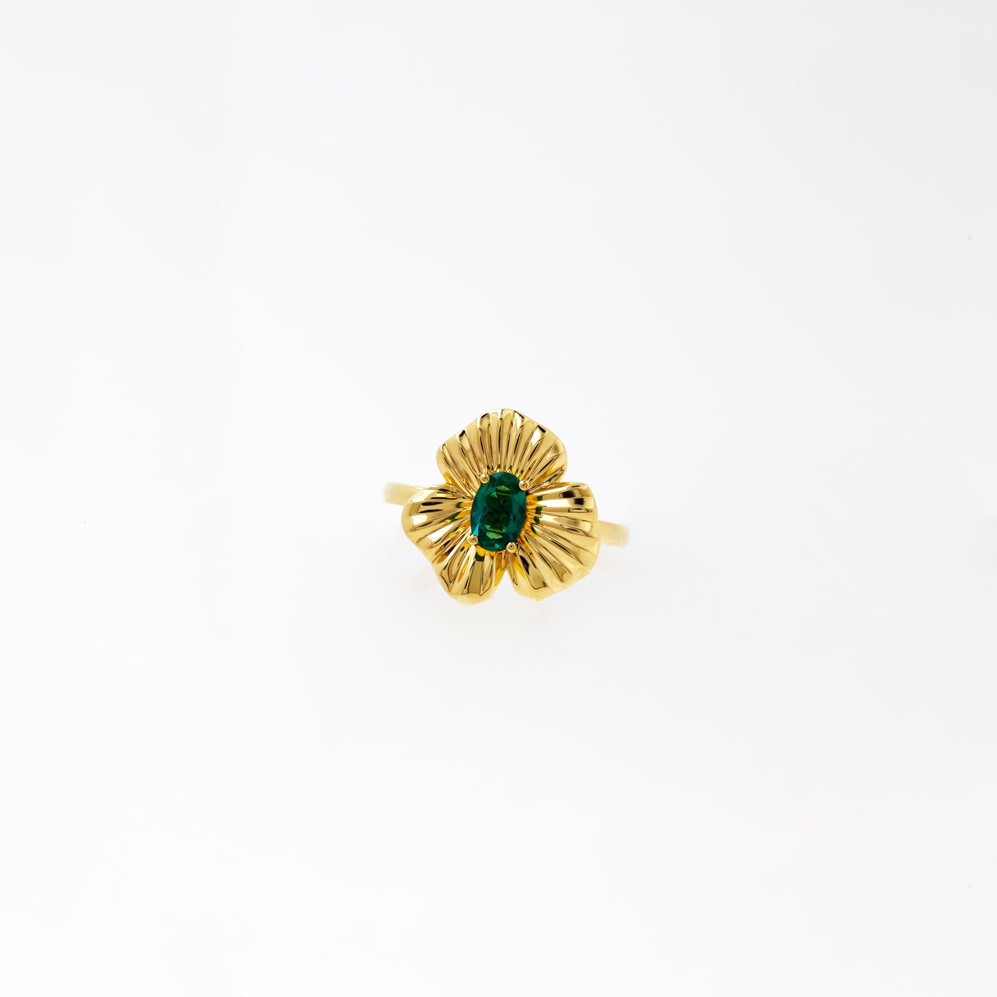 Vintage 14K Gold Green Emerald Ring