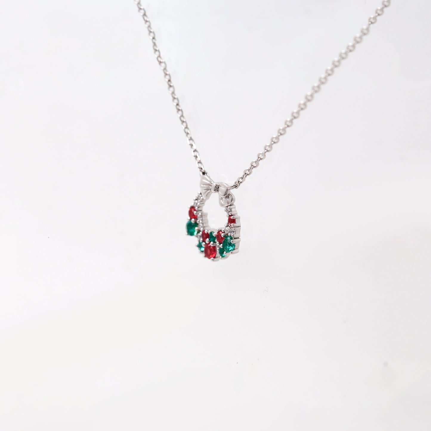 White Gold Christmas Wreath Necklace