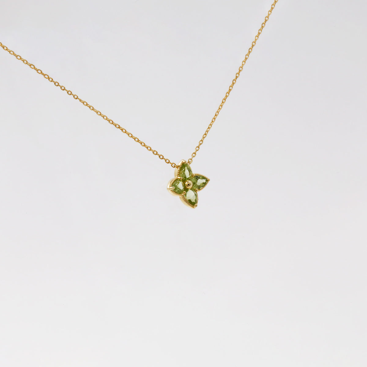 Peridot Four Leaf Clover Flower Necklace