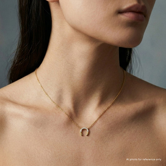18K Gold Horse Shoe Diamond Necklace