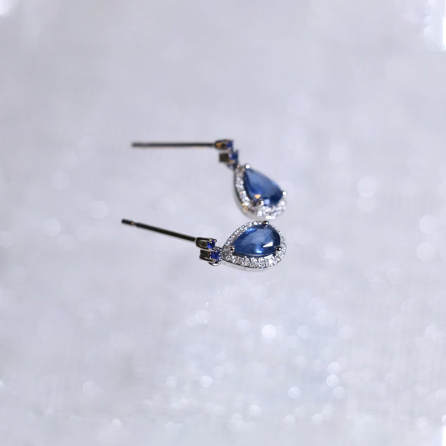 9K白金梨形藍寶石光環鑽石耳環