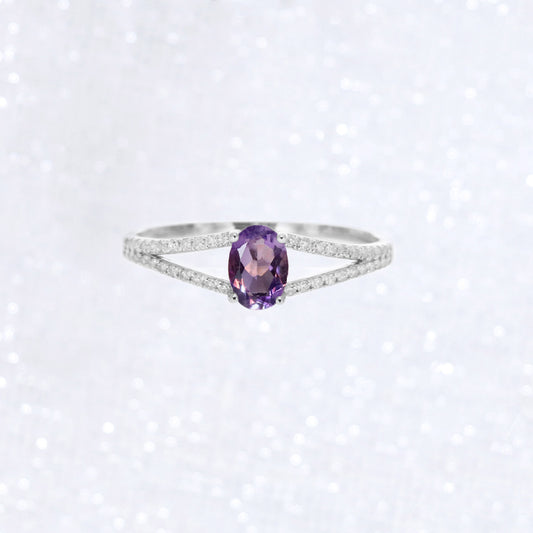 Oval Amethyst Split Diamond Ring